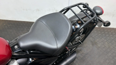 Triumph Bonneville Bobber Black